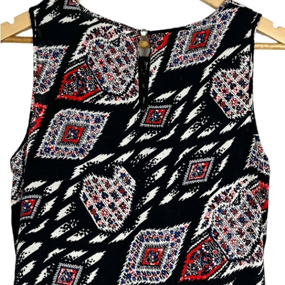 Vince Camuto Marrakesh Tapestry Blouse Size Small - Picture 6 of 8